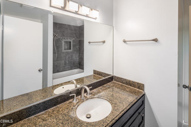 Detail Gallery Image 13 of 17 For 2503 Bayshore Ave, Ventura,  CA 93001 - 2 Beds | 1/1 Baths