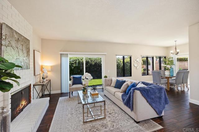6 Cape Cod, Irvine CA: https://media.crmls.org/mediaz/6487aa43-c955-4026-ba2a-fff308e91c38.jpg