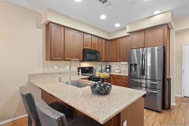 1367 Santa Diana Rd, Chula Vista CA: https://media.crmls.org/mediaz/648927b8-4bde-412a-9cb8-edeafe17d8a6.jpg
