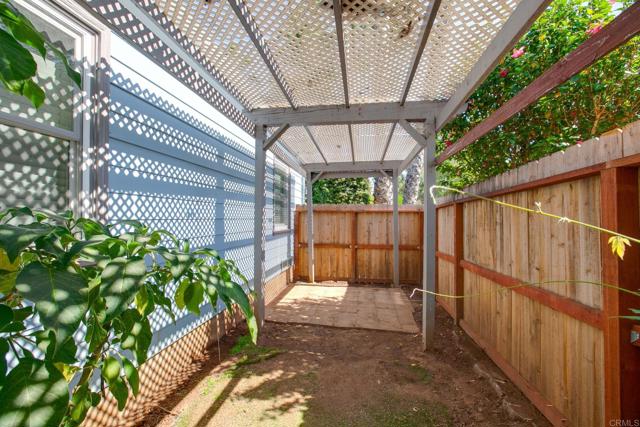 928 930 Osborne Street, Vista CA: https://media.crmls.org/mediaz/648abc4f-4bf2-4a8e-a2f5-8b7ee6439d2e.jpg