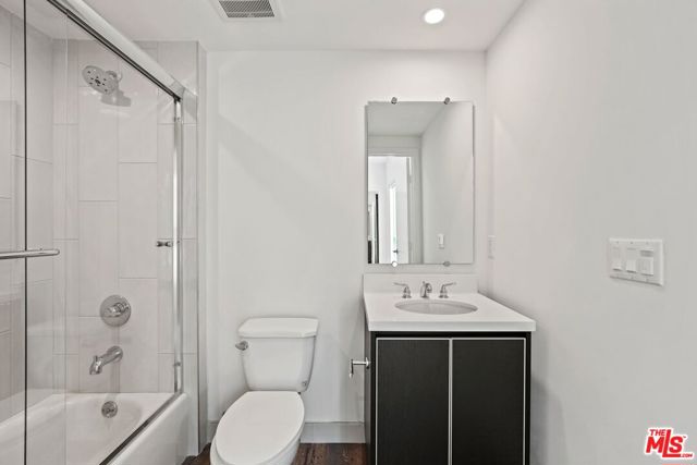 1830 Selby, Los Angeles CA: https://media.crmls.org/mediaz/648b79f5-a5e9-47fa-9d12-9c1e919ad6d9.jpg