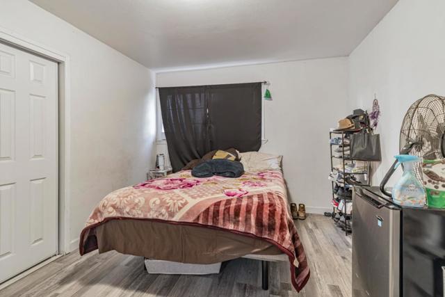 748 Clara Street, Oakland CA: https://media.crmls.org/mediaz/648bcffd-4a76-4a9c-bf18-93407a8852ab.jpg