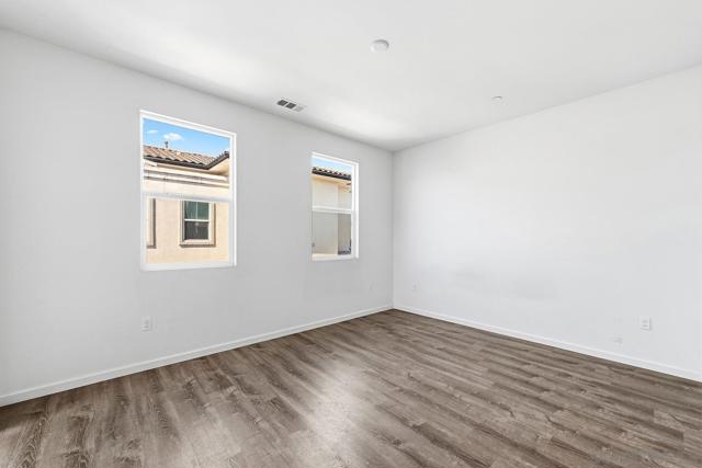 5230 Calle Rockfish, San Diego CA: https://media.crmls.org/mediaz/648c3393-1c13-4687-ae58-13e43a6630b8.jpg