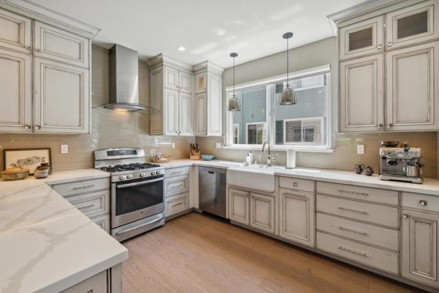 113 Claremont Terrace, Santa Cruz CA: https://media.crmls.org/mediaz/648c55fe-98b6-422e-9af0-c8cfd1d363af.jpg