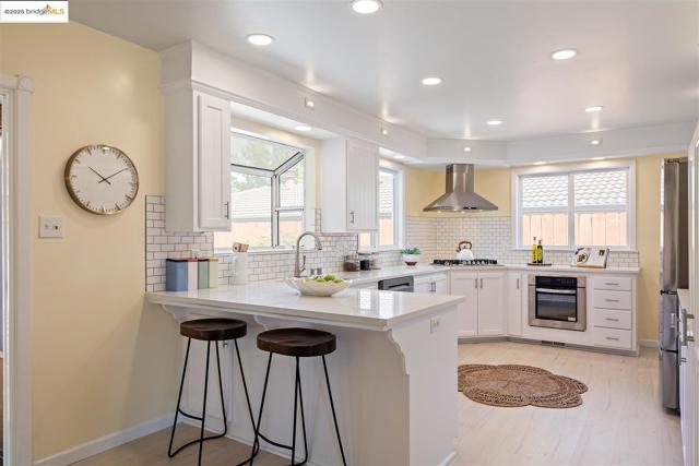 4511 Gregory Way, Richmond CA: https://media.crmls.org/mediaz/648c6e84-1e12-40e8-b12b-5611e2f23898.jpg