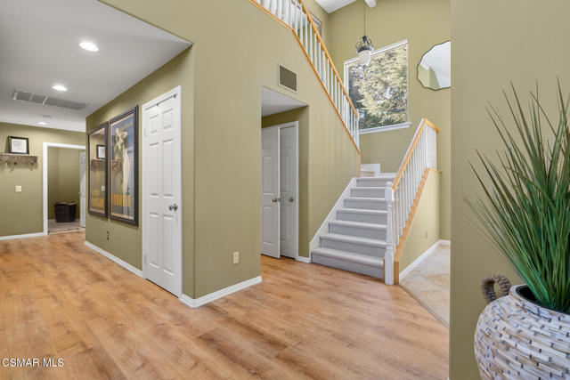 24587 Lola Lane, Newhall CA: https://media.crmls.org/mediaz/648caeb1-68eb-47d3-9835-d81d4efcc073.jpg