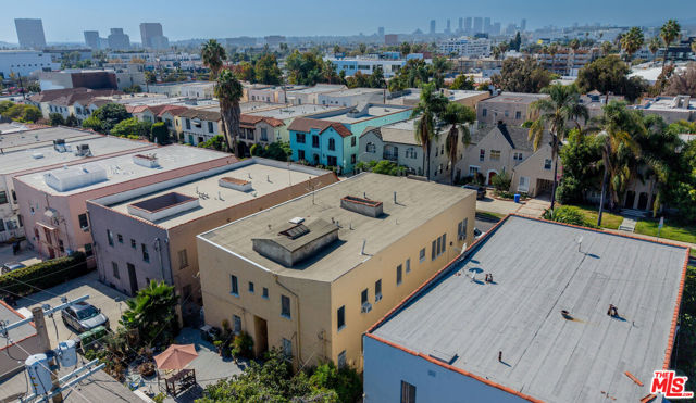 358 N Ogden Drive, Los Angeles CA: https://media.crmls.org/mediaz/648d0570-929c-438e-9d48-6863ffa1b848.jpg