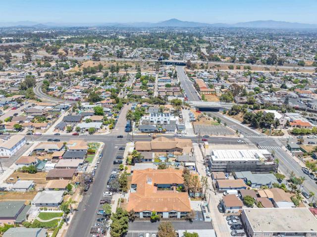 3209 L Street, San Diego CA: https://media.crmls.org/mediaz/648de14a-32e1-474f-995c-f331c1b1fd59.jpg