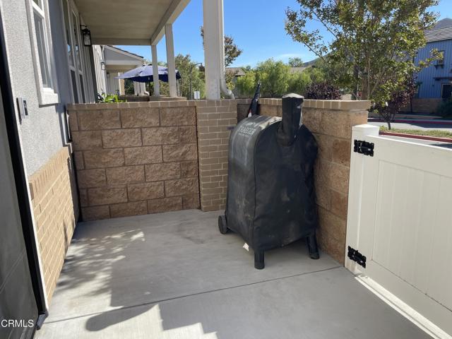 Detail Gallery Image 8 of 67 For 130 Farmhouse Dr #2,  Simi Valley,  CA 93065 - 3 Beds | 2/1 Baths