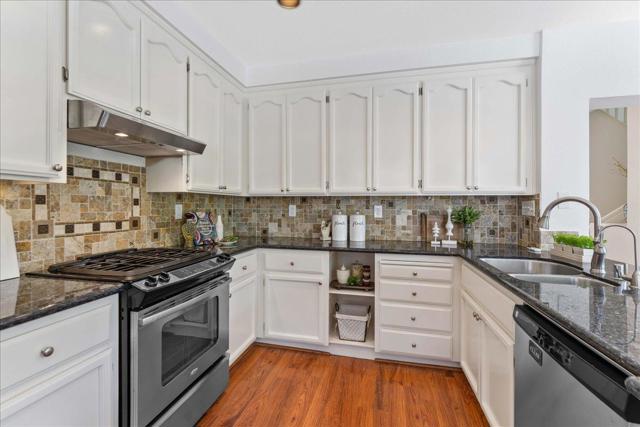 4640 Hampton Falls Place, San Jose CA: https://media.crmls.org/mediaz/648f8ef1-5e33-4eeb-a0ac-22a48b90ca5f.jpg