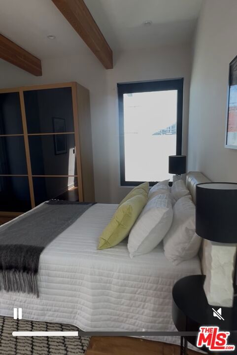 3608 Schaefer, Culver City CA: https://media.crmls.org/mediaz/648fa157-313d-4425-a085-897454e471bf.jpg