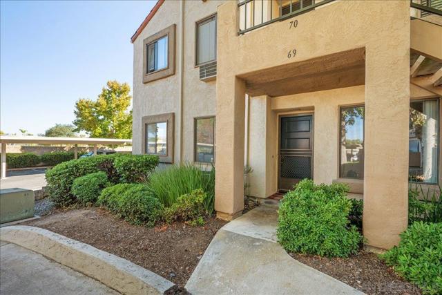 8488 New Salem St #69, San Diego CA: https://media.crmls.org/mediaz/648fab01-d5e9-4144-a961-45e4265489da.jpg