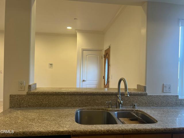 Detail Gallery Image 9 of 27 For 7225 Apperson St #103,  Tujunga,  CA 91042 - 3 Beds | 2/1 Baths