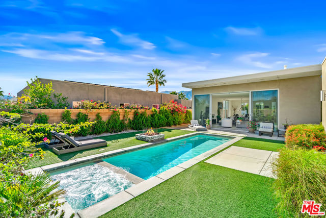 658 Dominion Way, Palm Springs, CA 92262