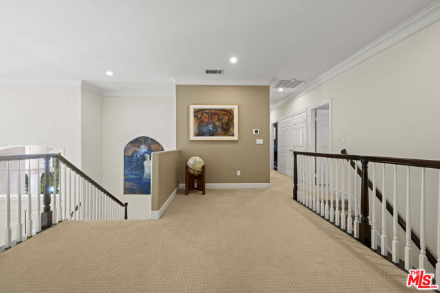3432 Daniella Court, Calabasas CA: https://media.crmls.org/mediaz/64926141-4e20-4493-bdad-a2b59d73b8d8.jpg