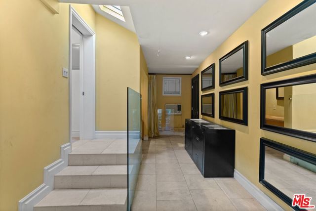 9053 Elevado Street, West Hollywood CA: https://media.crmls.org/mediaz/6492b7e1-aaea-46f3-bed6-72d3066960a3.jpg