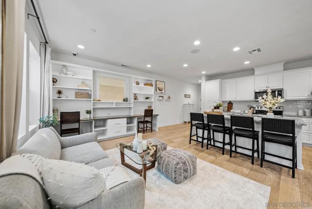 3135 Linwood St, Vista CA: https://media.crmls.org/mediaz/64934ea7-1b44-44cd-a07f-6f06508f6e82.jpg