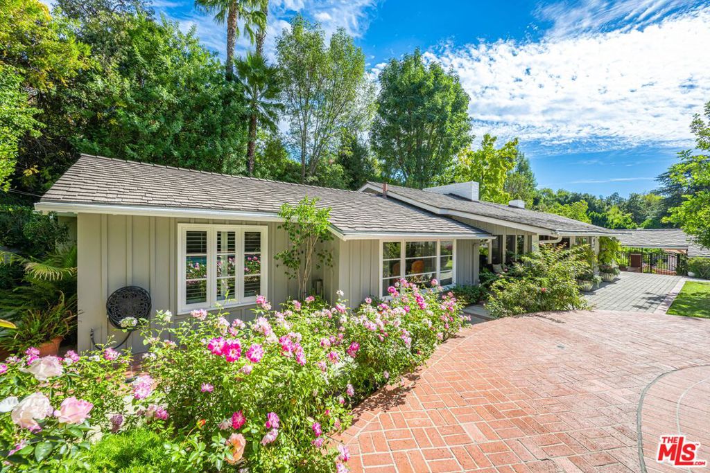 16475 Garvin Drive