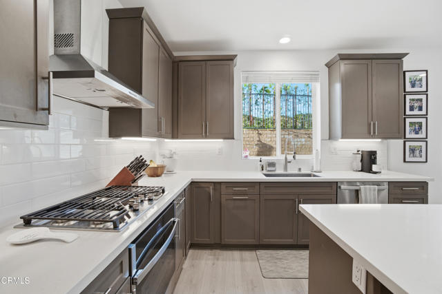 Detail Gallery Image 10 of 48 For 1873 Brittlebush Rd, Santa Paula,  CA 93060 - 3 Beds | 2/1 Baths