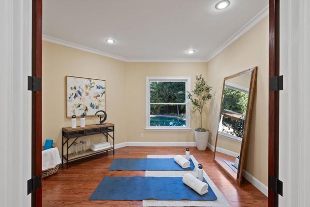 Image 31 of 63 For 12979 Foothill Lane