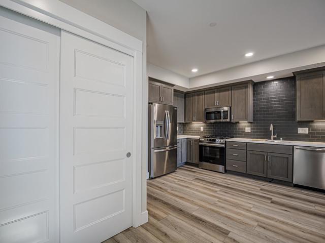 121 Aptos Village Way, Aptos CA: https://media.crmls.org/mediaz/6496fa75-3e91-4407-9c04-52b2408fc2cf.jpg