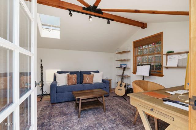 2228 Chapala Street, Santa Barbara CA: https://media.crmls.org/mediaz/649702ce-5691-4e61-9645-781500354a0c.jpg