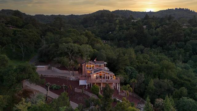 18800 Withey Road, Monte Sereno CA: https://media.crmls.org/mediaz/6497f4d6-b886-4f00-928b-c4a88d826084.jpg