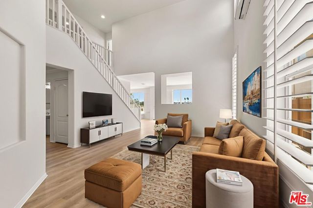 1537 Turquoise Drive, Carlsbad CA: https://media.crmls.org/mediaz/64989c7a-cd05-490c-9695-3eca91629fff.jpg