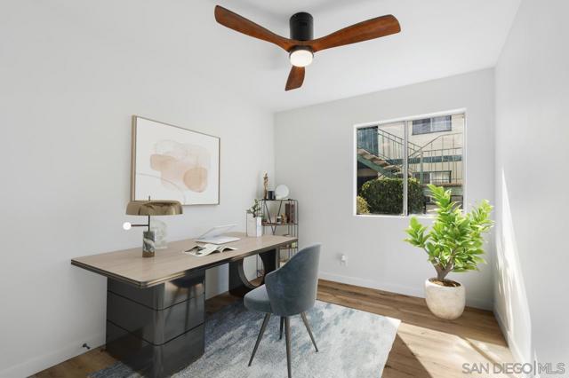 1817 E Grand ave, Escondido CA: https://media.crmls.org/mediaz/6498e84b-2a2c-4b7e-8aeb-292c54d81d96.jpg