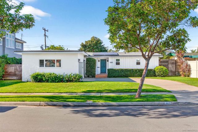 660 Cabrillo Ave, Coronado CA: https://media.crmls.org/mediaz/6499edc2-dece-4763-bb08-ca11561a1e82.jpg