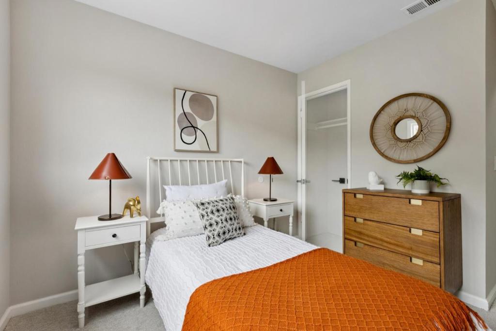 649A0736 50E4 4061 8Ec5 D10C1A56D20A 812 Burns Court, Pacifica, Ca 94044 &Lt;Span Style='BackgroundColor:transparent;Padding:0Px;'&Gt; &Lt;Small&Gt; &Lt;I&Gt; &Lt;/I&Gt; &Lt;/Small&Gt;&Lt;/Span&Gt;