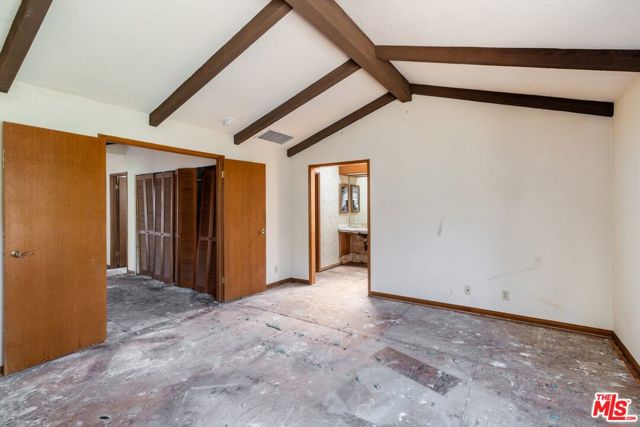 11 S Callecita, Laguna Beach CA: https://media.crmls.org/mediaz/649a8089-774c-4ba1-bc16-260ffc57125b.jpg