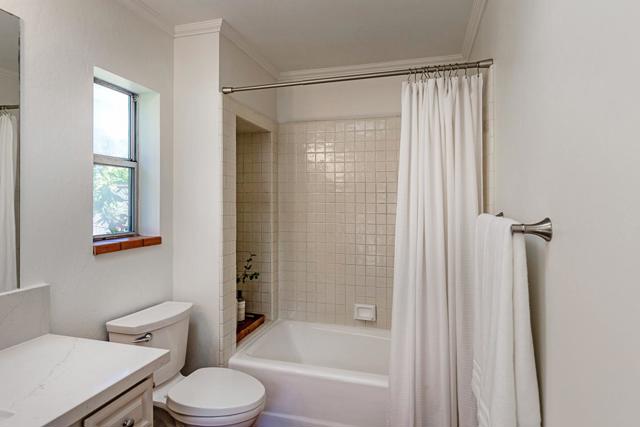 Image 13 of 38 For 1644 Kensington Avenue