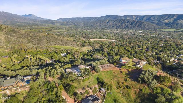 1417 Foothill Road, Ojai CA: https://media.crmls.org/mediaz/649bdeef-efff-4602-8696-f5fdf62adf60.jpg