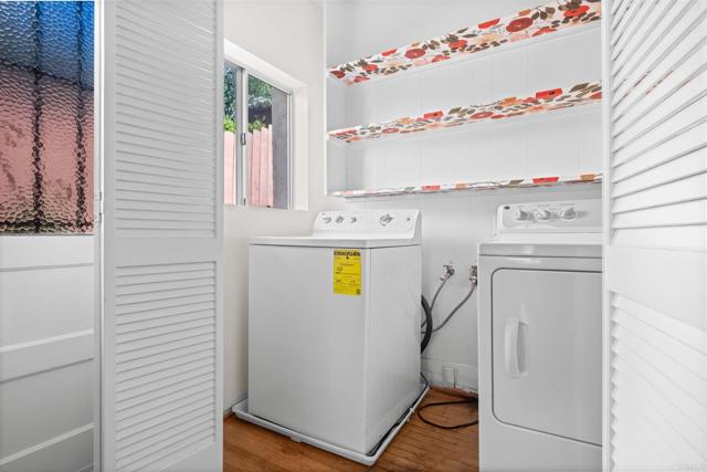 1239 La Presa Avenue, Spring Valley CA: https://media.crmls.org/mediaz/649da17e-ad4a-4e59-a4a6-20cc09f28ffa.jpg