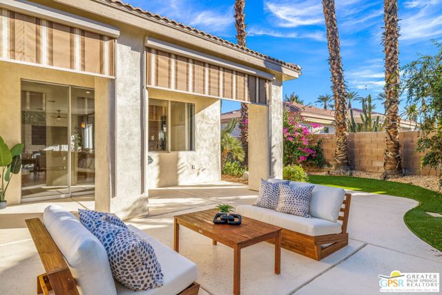 35871 Calle Raphael, Cathedral City CA: https://media.crmls.org/mediaz/649df107-99ae-45df-873c-acb99e0e33e6.jpg