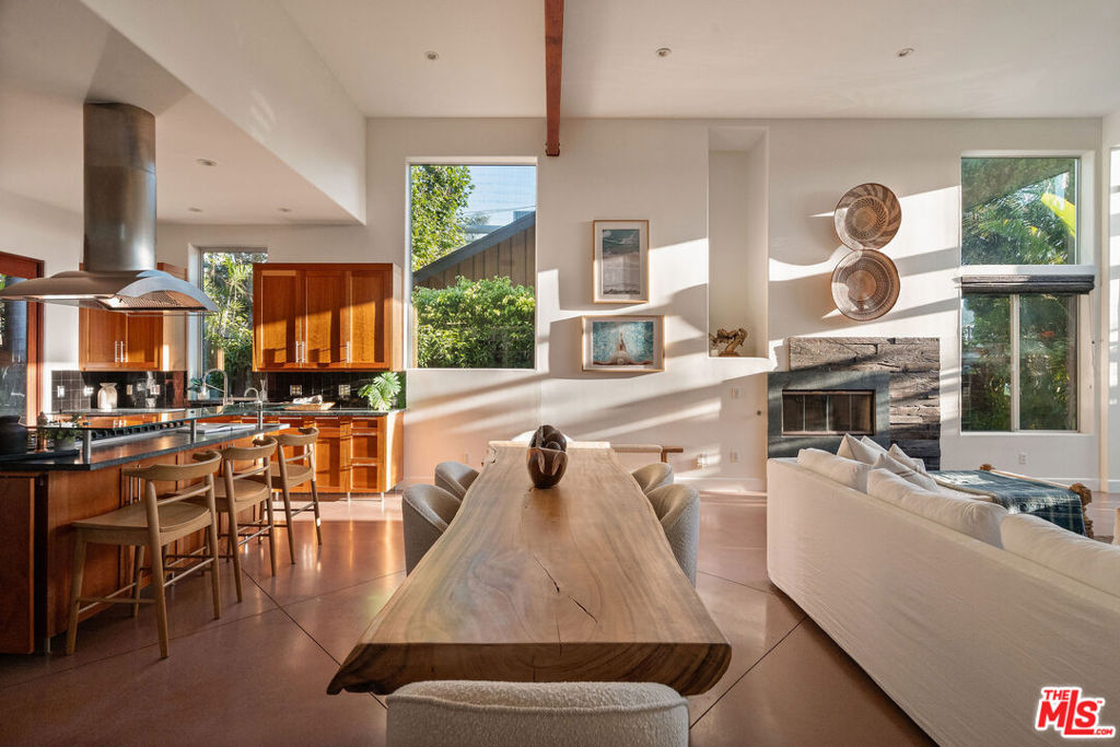 MLS #25589709 image #13