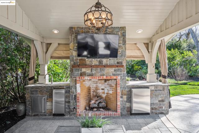 21 Samantha Dr, Lafayette CA: https://media.crmls.org/mediaz/64a17dbe-f8c3-46f3-b928-644d79065a2d.jpg