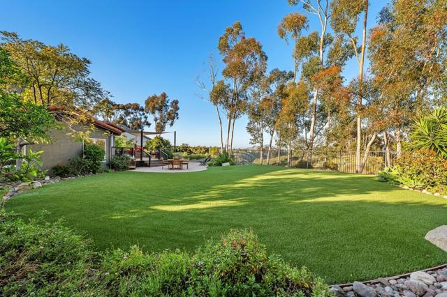 7233 Canyon Hill Ct, San Diego CA: https://media.crmls.org/mediaz/64a1a78b-d48c-47ab-9668-5cc79ec31a3c.jpg