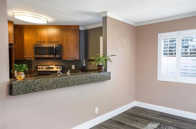 7405 Charmant Dr, San Diego CA: https://media.crmls.org/mediaz/64a205b0-3175-47b7-9b07-07181f01db2d.jpg
