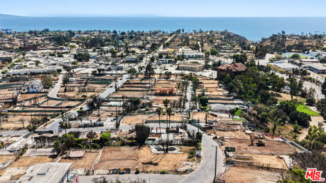 Drew Fenton | 1214 Rimmer Avenue Pacific Palisades CA | MLS: 7406814