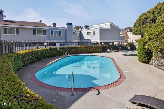 Detail Gallery Image 34 of 40 For 1320 San Simeon Ct #4,  Ventura,  CA 93003 - 2 Beds | 1/1 Baths