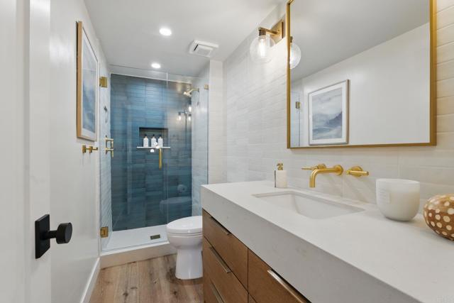 1562 Camino Del Mar, Del Mar CA: https://media.crmls.org/mediaz/64a35a42-f7cc-4b63-83ea-f9428709ce7e.jpg