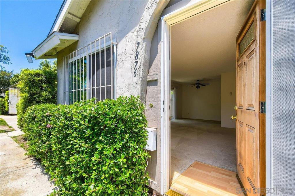 7876 Camino Huerta - photo 5