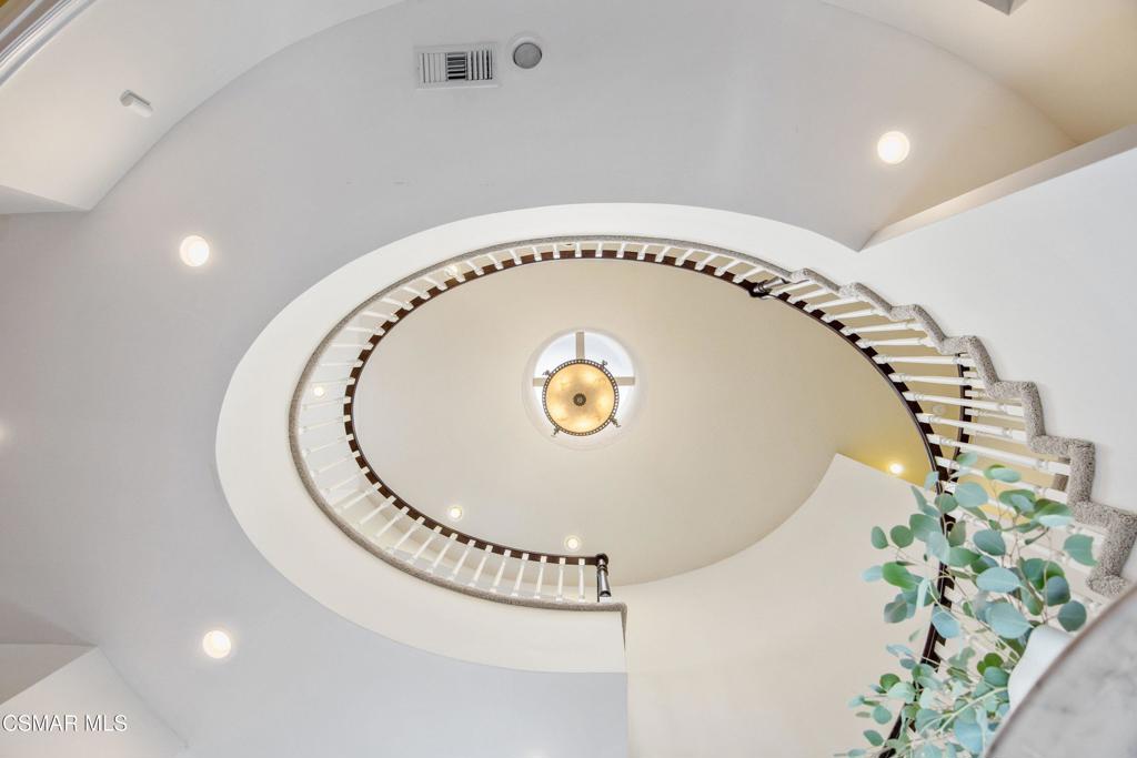 MLS #226002946 image #9