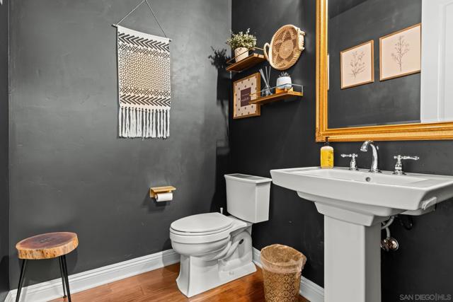 15740 Bacara Ct, San Diego CA: https://media.crmls.org/mediaz/64a653d9-14d3-47a5-9cc8-20ce8b539013.jpg