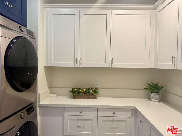 105 Via Salamanca, San Clemente CA: https://media.crmls.org/mediaz/64a6623e-1ba3-4cd9-83c6-c0db7cb8da48.jpg
