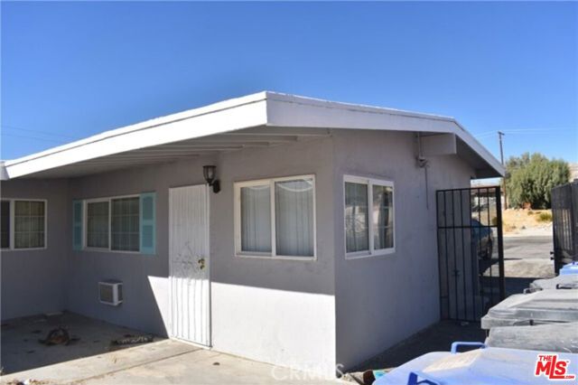 66327 7th Street, Desert Hot Springs CA: https://media.crmls.org/mediaz/64a76f25-3ce6-43cd-a741-98449b1933b9.jpg