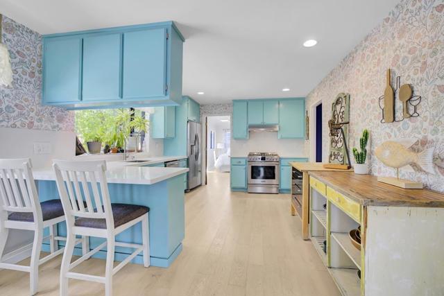 111 E Hedding Street, San Jose CA: https://media.crmls.org/mediaz/64a7a350-705c-4a5e-b1a7-89f71d8752e9.jpg