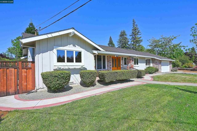 342 Fenway Dr